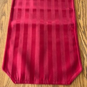 RED Table Runner 6’ x 14”